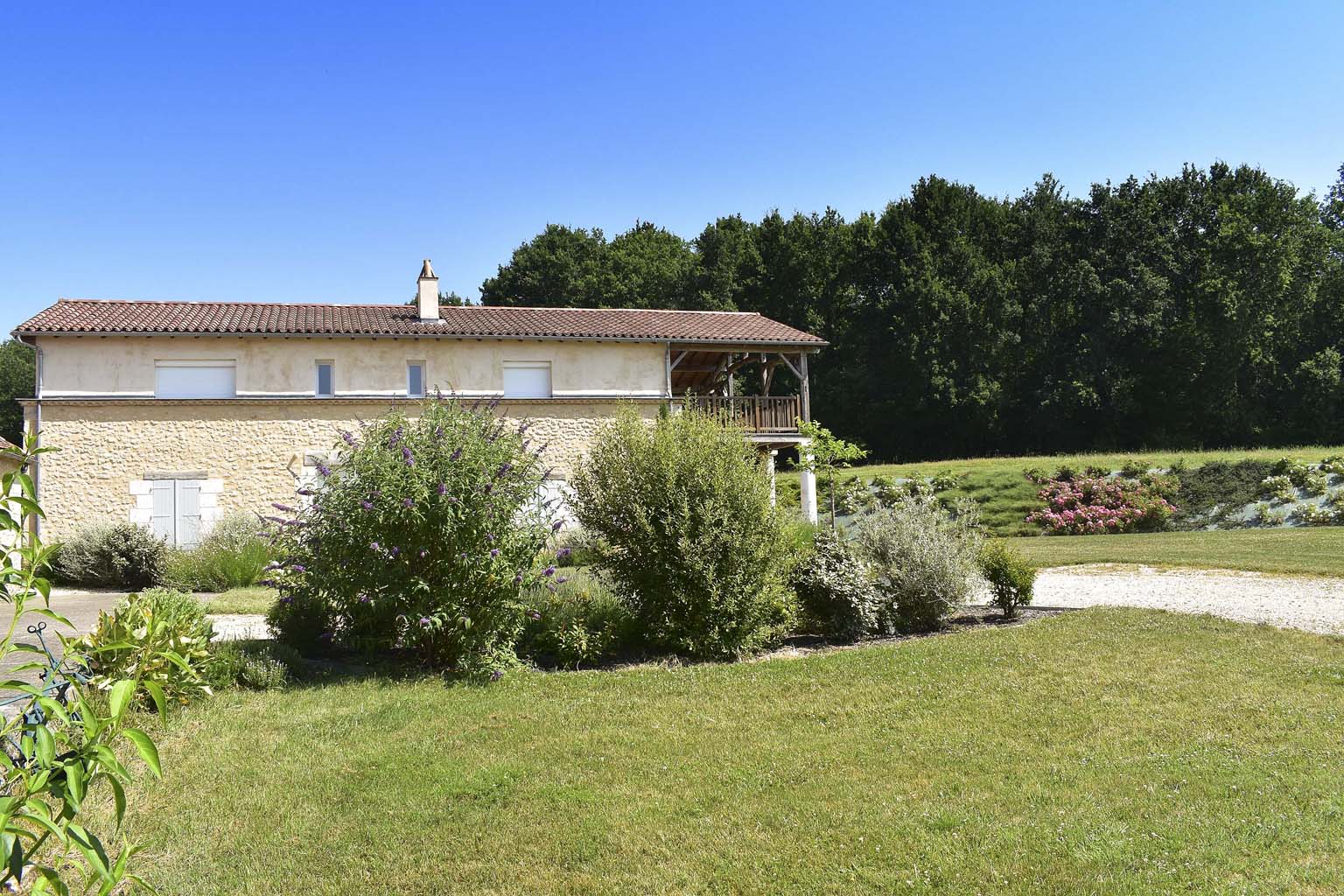 gîte et terrasse